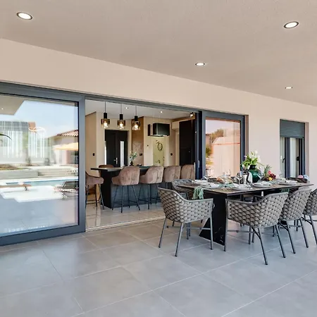 Сasa de vacaciones Holiday Oasis By Interhome