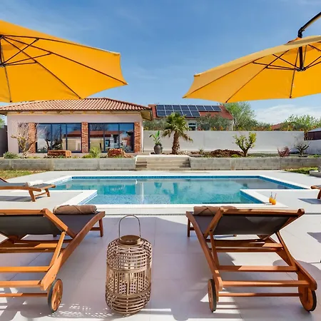 Сasa de vacaciones Holiday Oasis By Interhome *