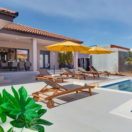 Holiday Oasis By Interhome Ferienhaus Smokovic