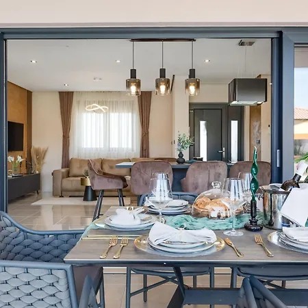 Holiday Oasis By Interhome *